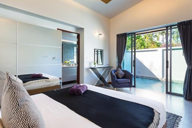 Villa Crystal Two-Bedroom Private Pool Villa Phuket Eksteriør bilde